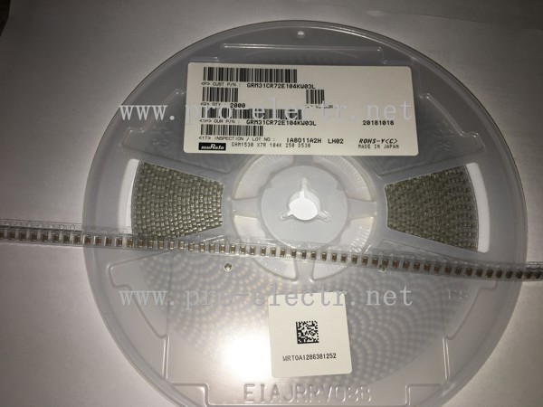GRM31CR72E104KW03L