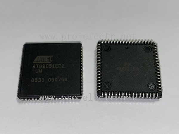 AT89C51ED2-UM